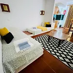 Apartmán T1, Oura