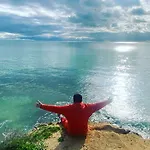 Lägenhet T1, Oura *