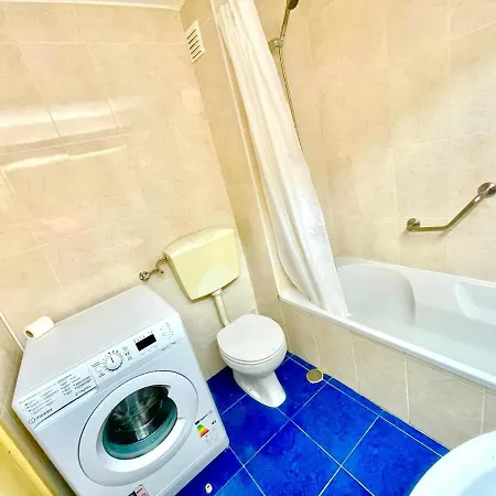 T1, Oura Албуфейра